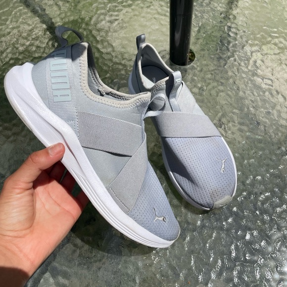 Puma Runner Slip Ons - Picture 2 of 5